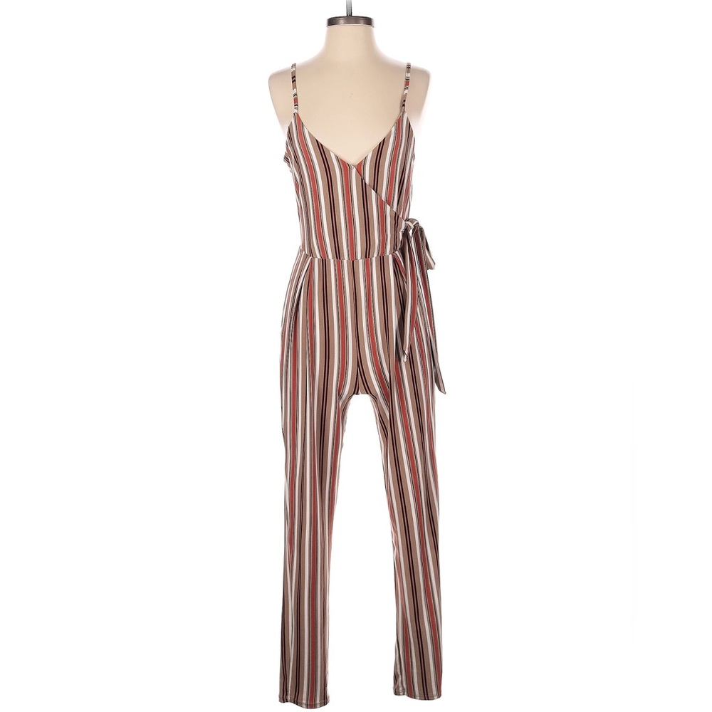 No Boundaries Striped Halter Top Jumper with V-Back, Size Extra large.